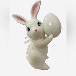 CERAMIC EASTER BUNNY‎ WITH EGG